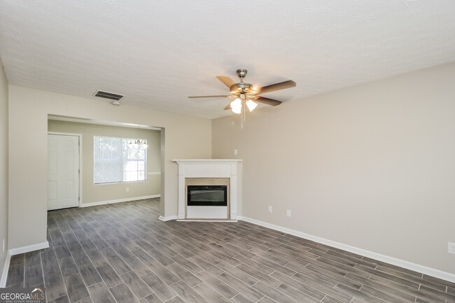 Foto del edificio - 503 Carlton Pointe Dr