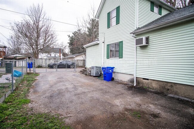 Foto del edificio - 525 Sewanee St