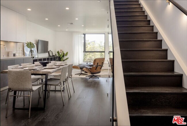 Foto del edificio - 724 Croft Ave