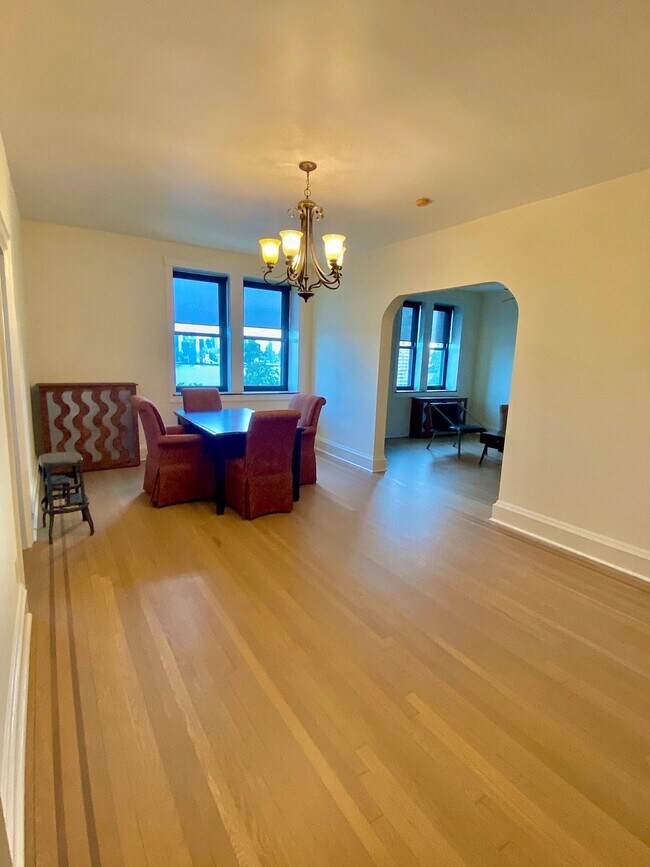 Foto del edificio - 7435 Boulevard E