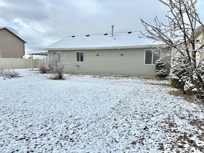 Foto del edificio - 302 N 1500 W