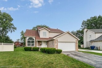 Building Photo - 14517 Troy Ave