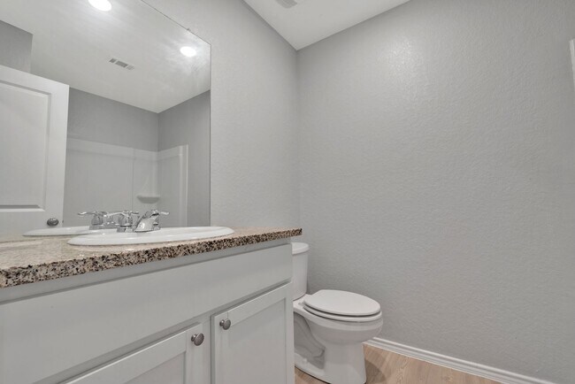 Building Photo - Cozy 4 Bedroom Home in Rosillo Creek