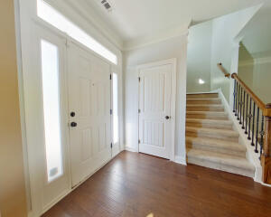 Building Photo - 231 Sandleton Way