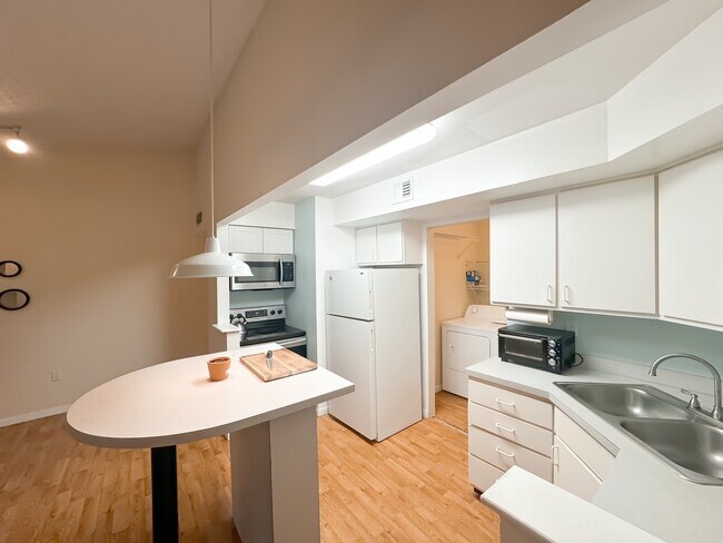 Foto del edificio - 2601 SW Archer Rd