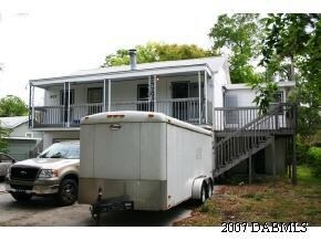 Building Photo - 807 S Ridgewood Ave