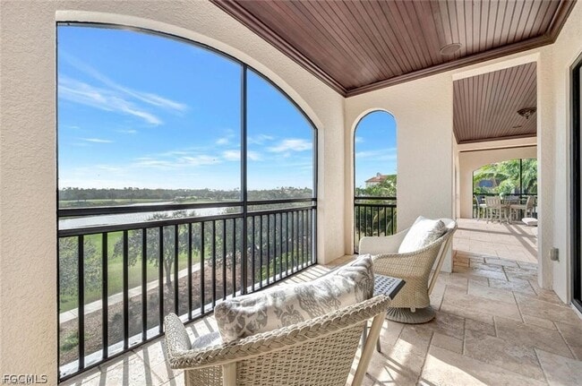 Foto del edificio - 2542 Marquesa Royale Ln