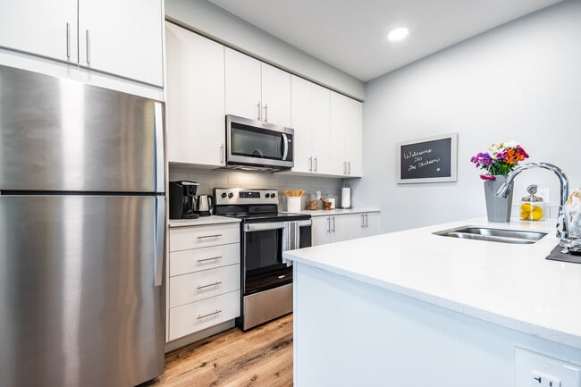 Building Photo - The Station