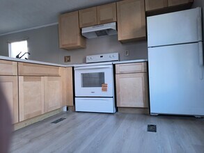 Building Photo - 103 Rice Ct