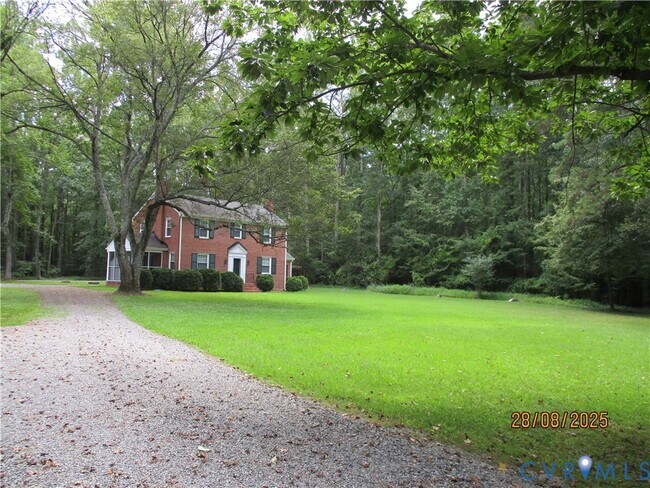 Foto del edificio - 8061 St Pauls Church Rd