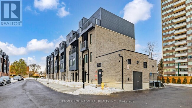 Building Photo - 13 Calamint Ln.