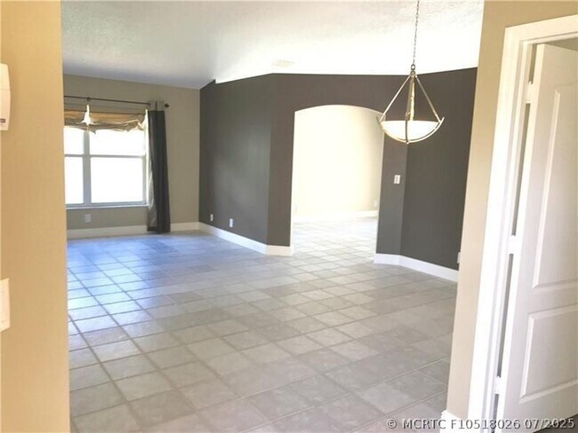 Foto del edificio - 9821 Red Heart Ln
