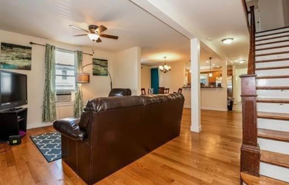 204 Washington St, Peabody, MA 01960 Townhome Rentals in Peabody MA