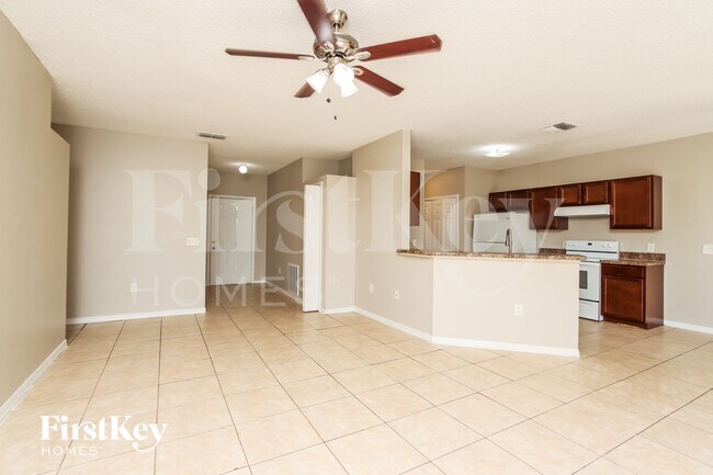 Building Photo - 133 Dahl Ave