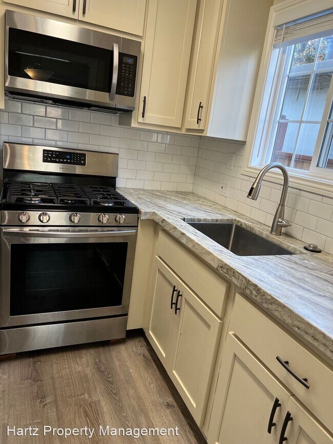 Building Photo - 1 br, 1 bath House - 175 Saranap Avenue