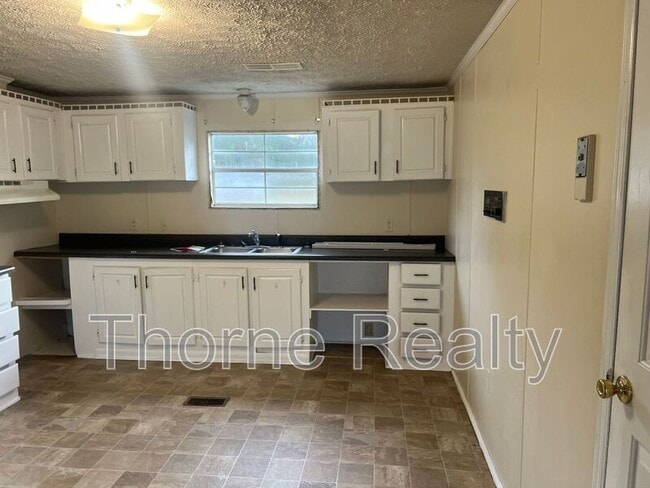 Building Photo - 6012 NC-33