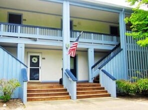 Building Photo - 1405 Harbourside Dr