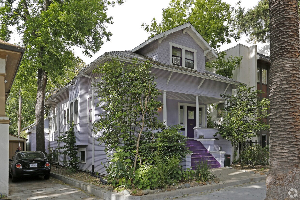 Primary Photo - 2526 H St