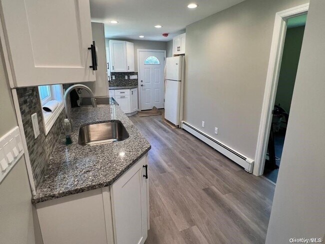 Foto del edificio - 253 E 17th St