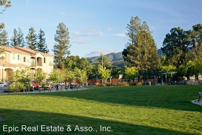 Building Photo - 4816 Portola Redwood Ln