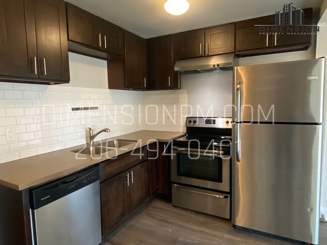 Interior Photo - Avilon