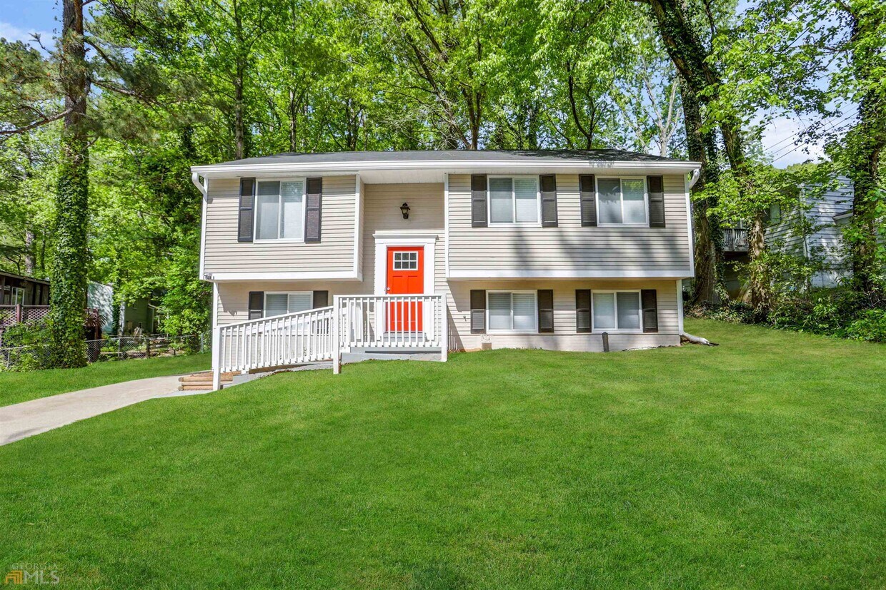 5309 Olde St, Stone Mountain, GA 30088 House for Rent in Stone