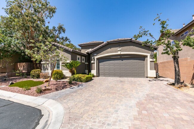Foto del edificio - 10002 Long Barrow Ct