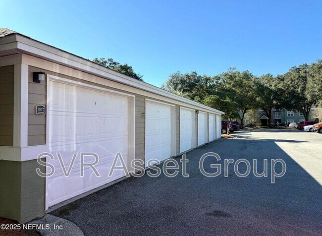 Foto del edificio - 7701 Timberlin Park Blvd