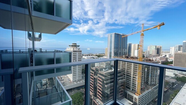 Building Photo - AZURE at Ala Moana - 1 Bed 1 Bath 1 Parking -Great location to Shopping & Restaurants