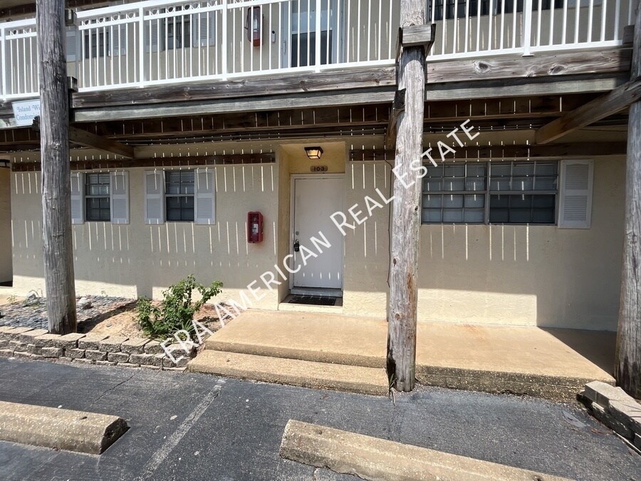 375 Bluefish Dr Unit 103, Fort Walton Beach, FL 32548 Condo for Rent