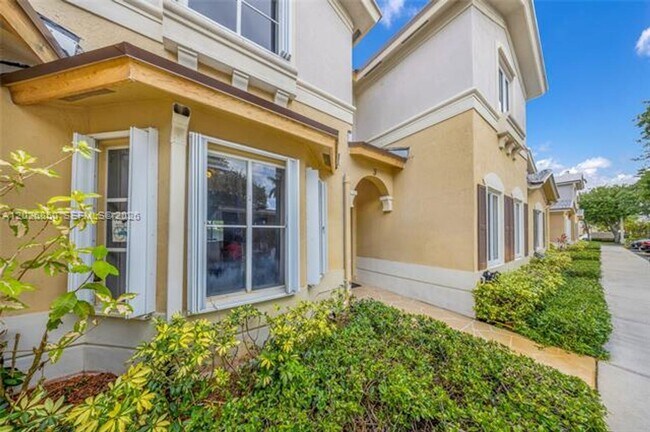 Foto del edificio - 8942 W Flagler St