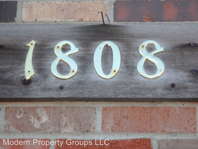 Building Photo - 1808 Sunrise Dr