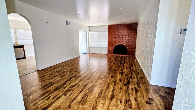Building Photo - 401 REDCLOUD DRIVE DIAMOND BAR 91765 (3 BE...