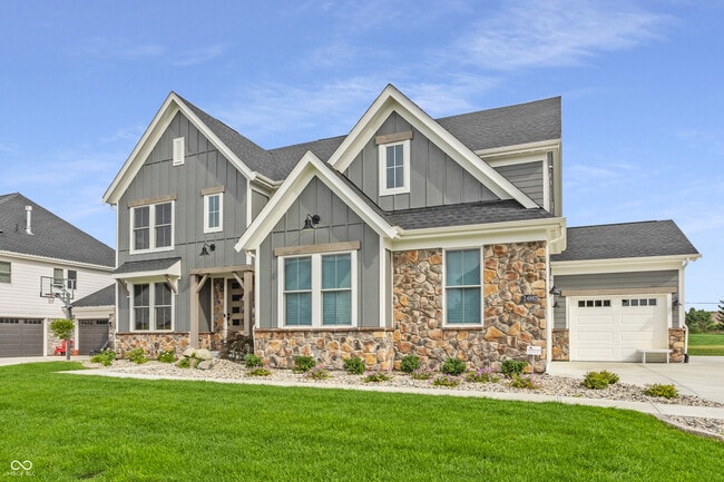 Building Photo - 14662 Golden Fox Ct.