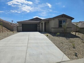 Building Photo - 1410 Dutchman Trail