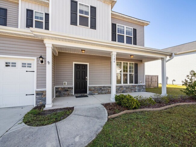 Building Photo - 3 Bedroom Home in Poplar Branch