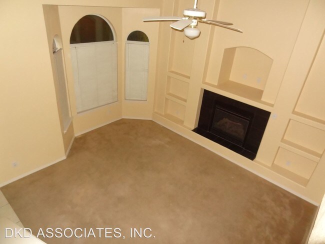 Building Photo - 3 br, 2.5 bath House - 3824 LYNWOOD