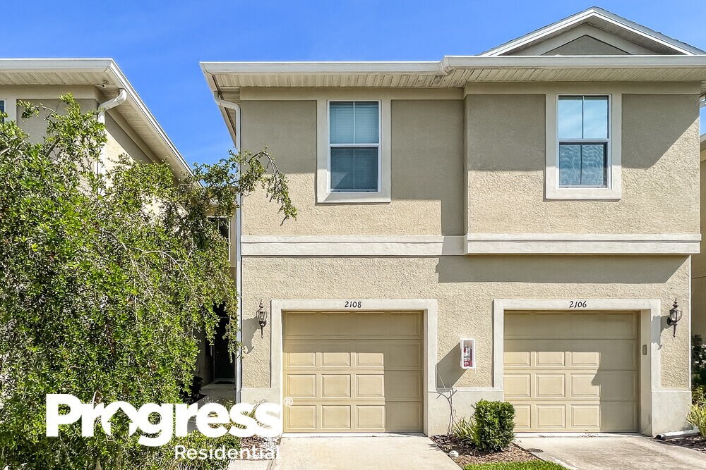 2108 Lennox Dale Ln, Brandon, FL 33510 Townhome Rentals in Brandon FL