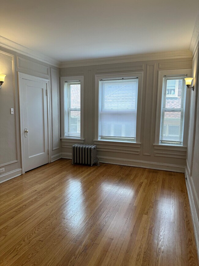 Foto del edificio - 1637 W Estes Ave