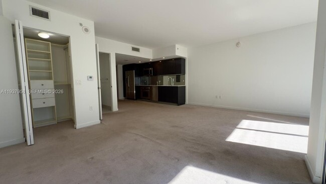 Building Photo - 31 SE 6th St