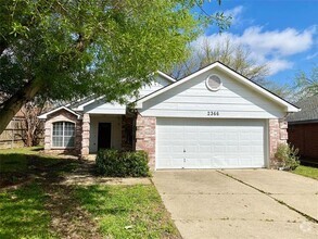 Building Photo - 2366 Walden Pl Ct