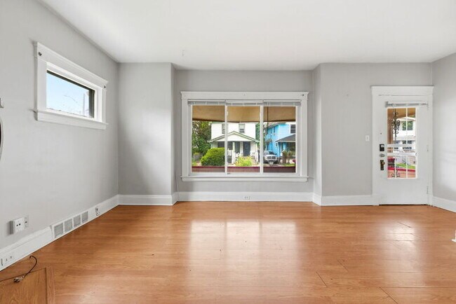 Foto del edificio - 479 E 126th St
