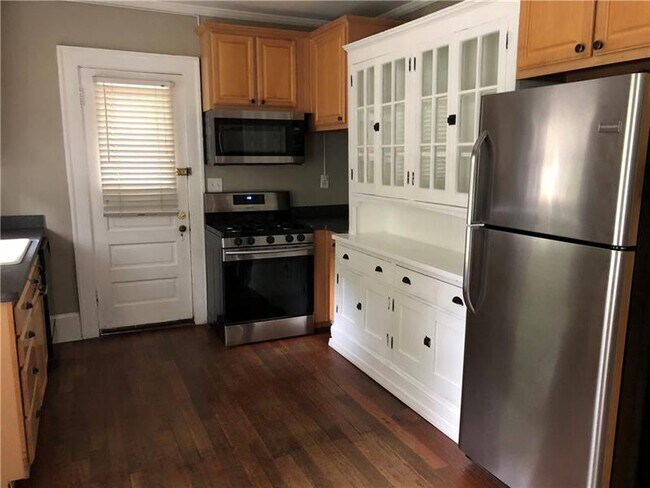 Foto del edificio - 1098 Los Angeles Ave NE