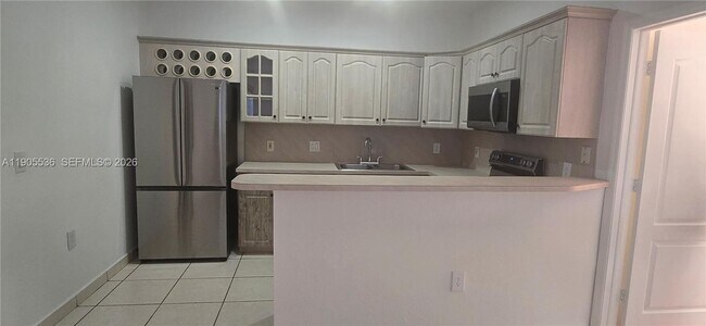 Foto del edificio - 7510 NW 175th St