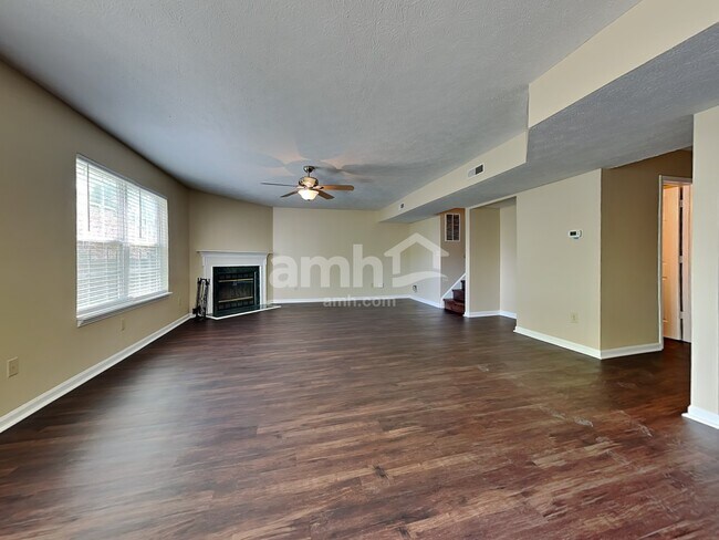Building Photo - 10875 Cannonade Ct