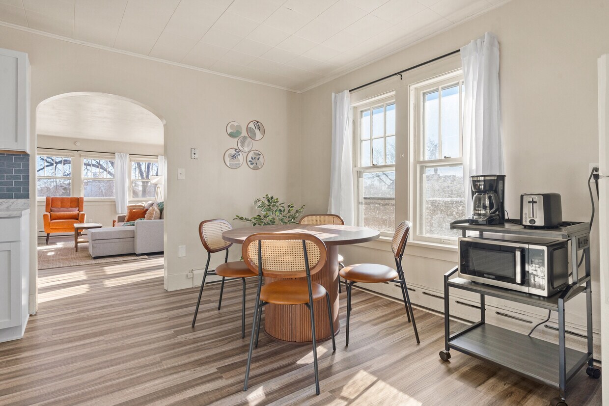 Foto principal - 1208 Ellis Blvd NW