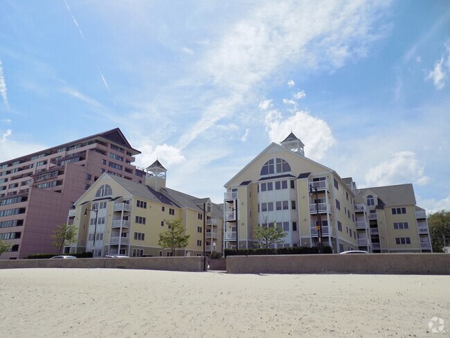 Building Photo - 361 Revere Beach Pky