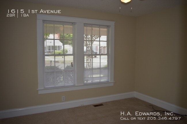 Building Photo - 1615 1st Ave