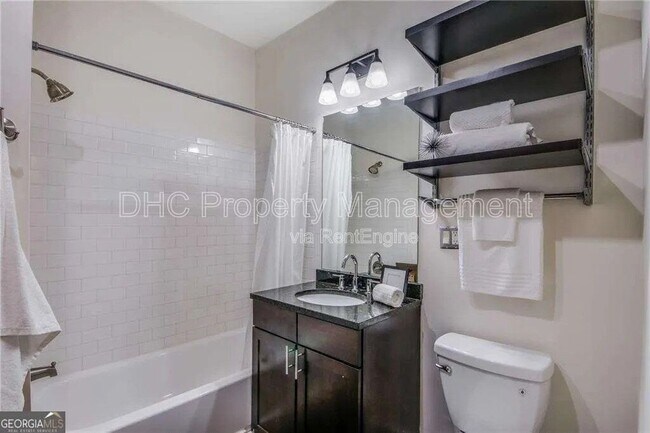 Foto del edificio - 659 Auburn Ave NE