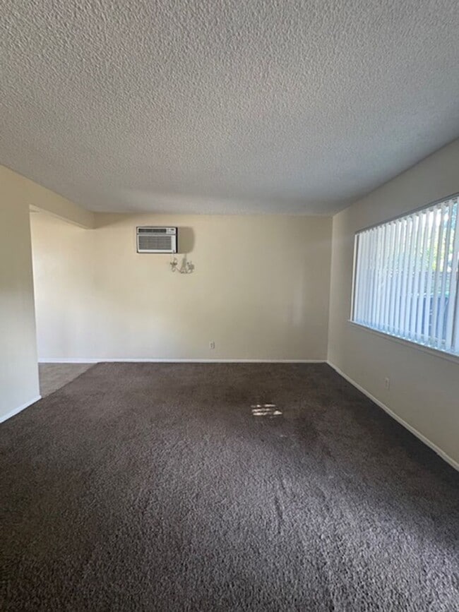 Building Photo - 11177-11179 Rosarita Dr